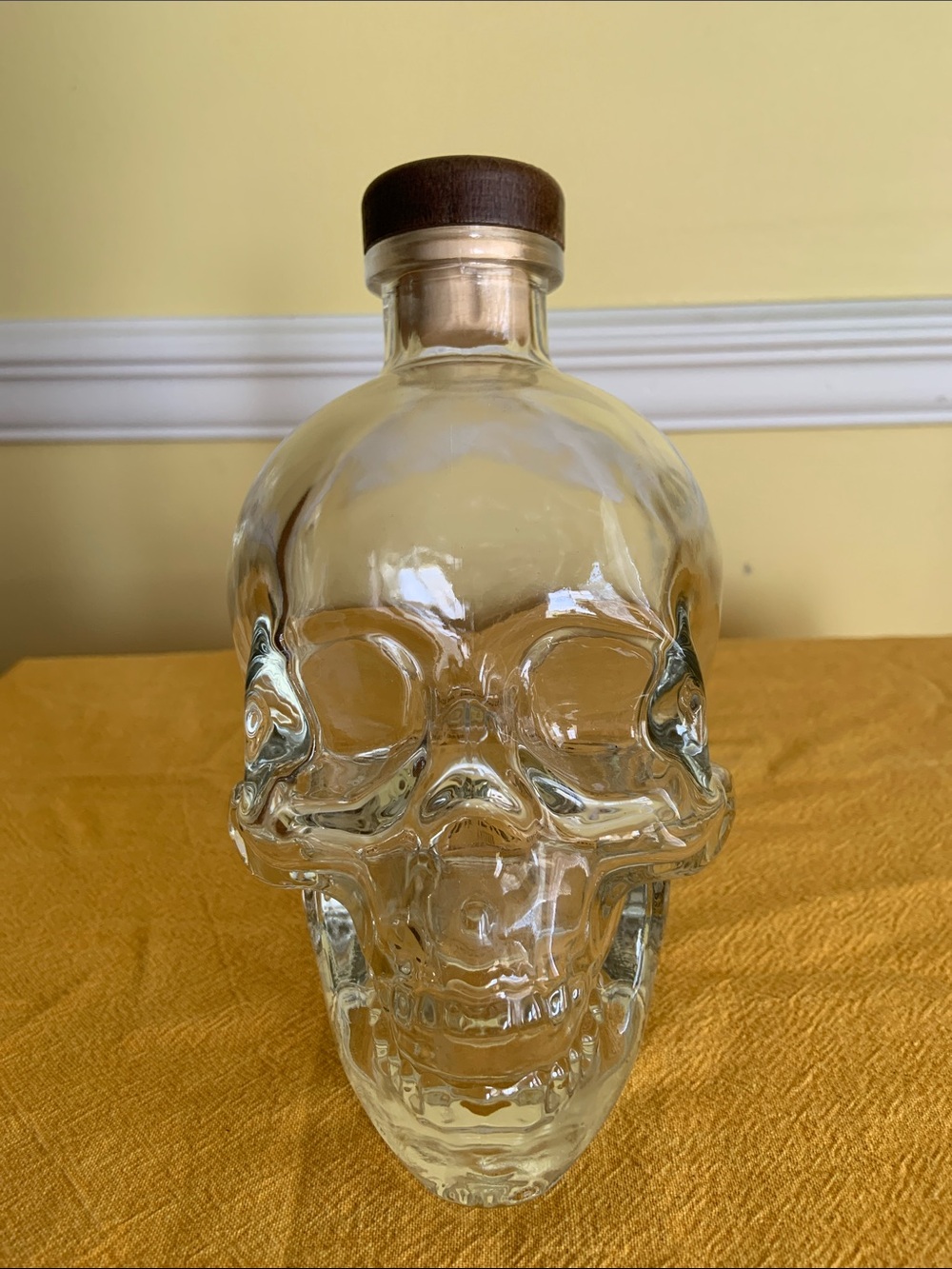 Skull Vodka Clear Crystal Glass Decanter with Top Stopper